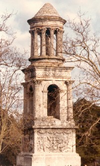 Mausol&eacute;e de 
Jules